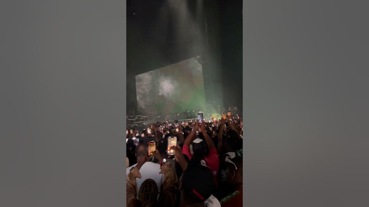 Asake performing Lonely at the top at O2 Arena London