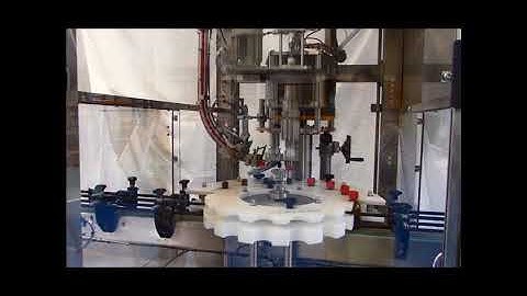 Pharmaceutical screw-on capper at 2 000 bottles per hour
