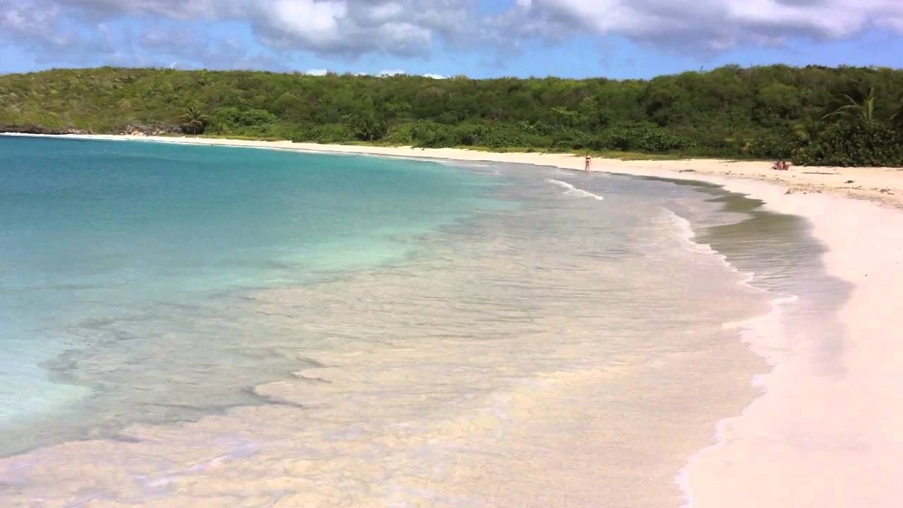 Red Beach in Vieques www.postcardplans.com