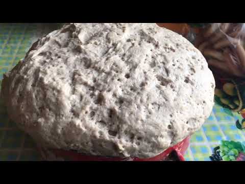 فيديو: أوكروشكا مع خبز كفاس محلي الصنع