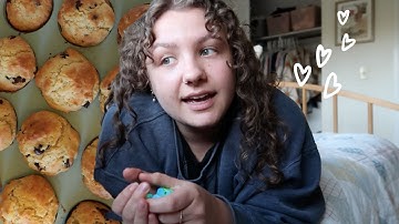 sunday reset 💐 cleaning, baking + trader joes haul 🧺 + online imposter syndrome chat