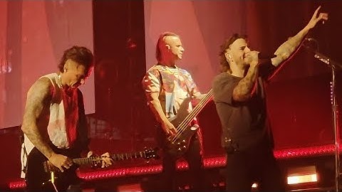 Avenged Sevenfold FRONT RAIL CENTER @ Soldier Field in Chicago, IL - FULL CONCERT 8/31/25 😎🥁🎸🎤🤘