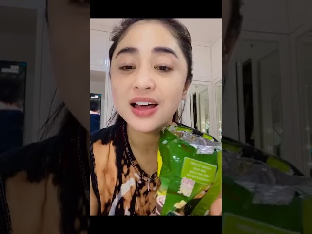 Dewi Persik (@dewipersik) archived Instagram live stream from February 28, 2021