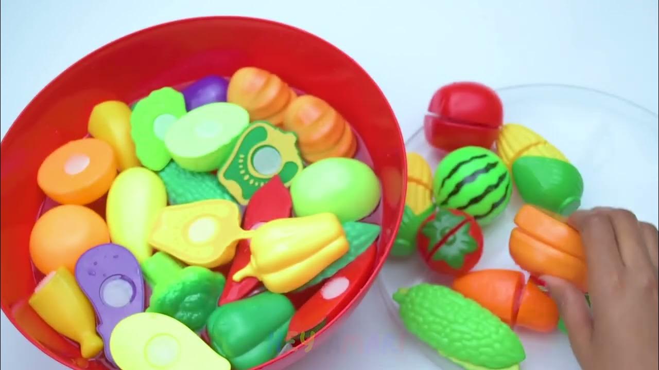 DROPPING FRUITS AND VEGETABLES IN A BATHTUB CANDY YouTube