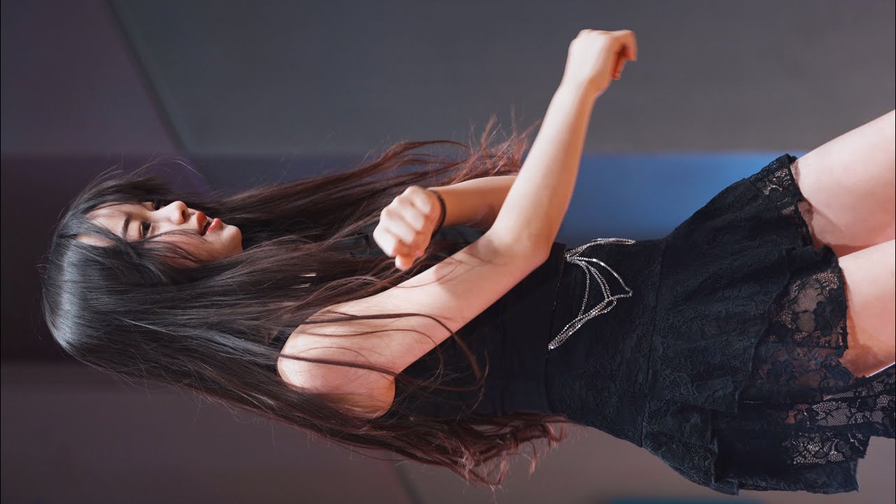 【4K】月咲らん／Ran Tsukisaki カバーダンス『FEARLESS（LE SSERAFIM）』2025.4.27 Cover Dance 東京アイドル劇場