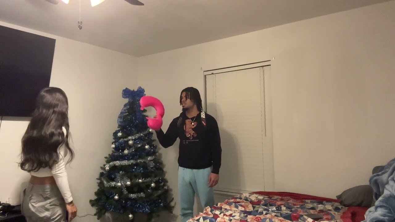 HICKEY PRANK ON TORRIE.. ( he cried🥺🥺🥺)