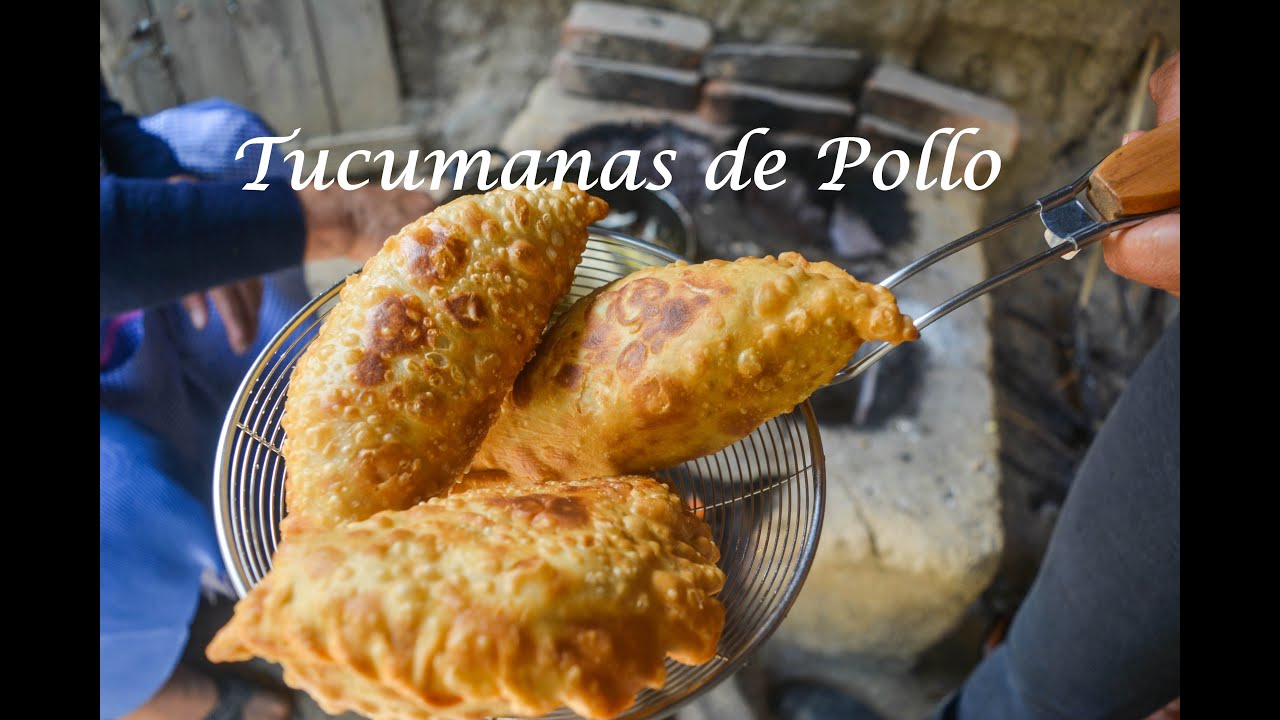 Como hacer Tucumanas de Pollo 🤯🤤🤤 cocinando a la leña con doña Bernita