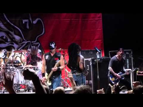 Sevendust 20121130165241