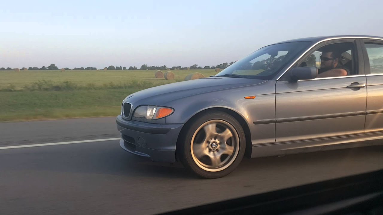 2002 lexus is300 vs 2002 bmw 330i YouTube