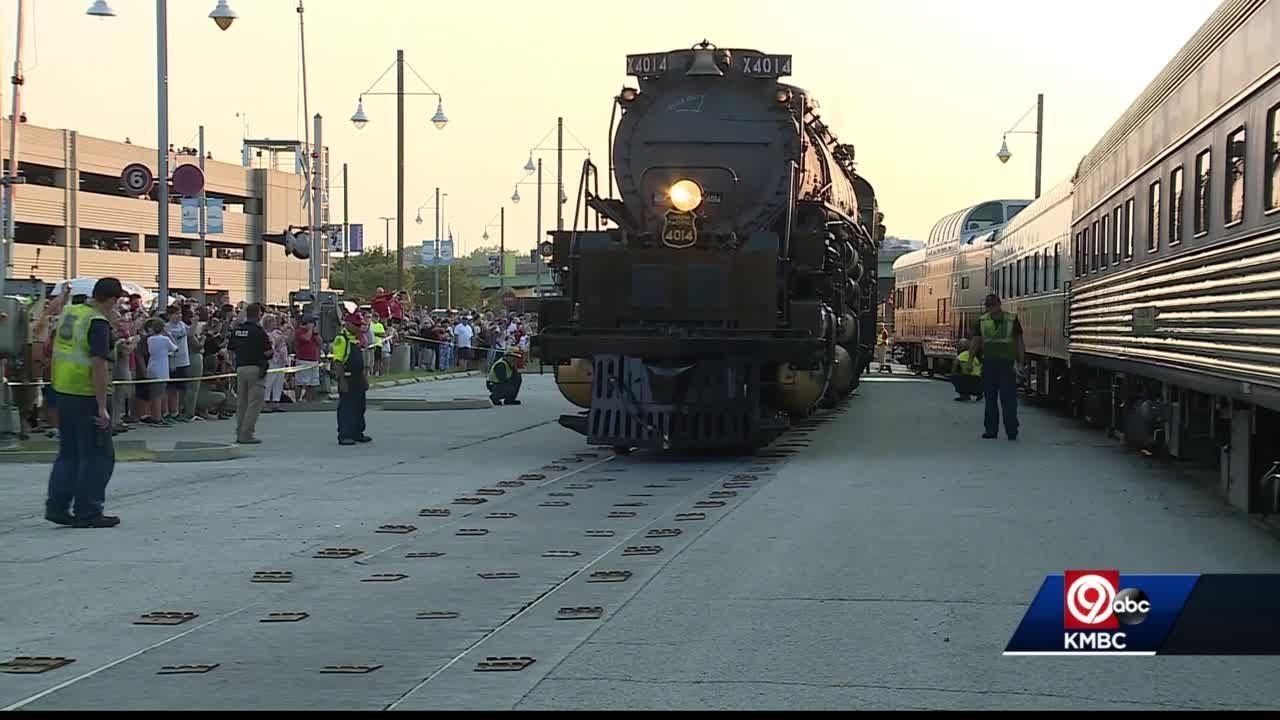 Union Pacific's Big Boy to roll into Kansas City's Union Station Tuesday night