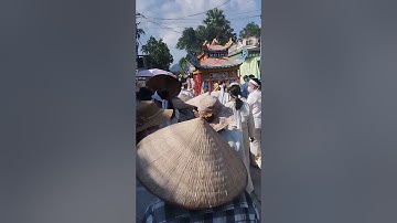 một kiếp người quá ngắn ngủi. , đám tang của người mường Hòa Bình