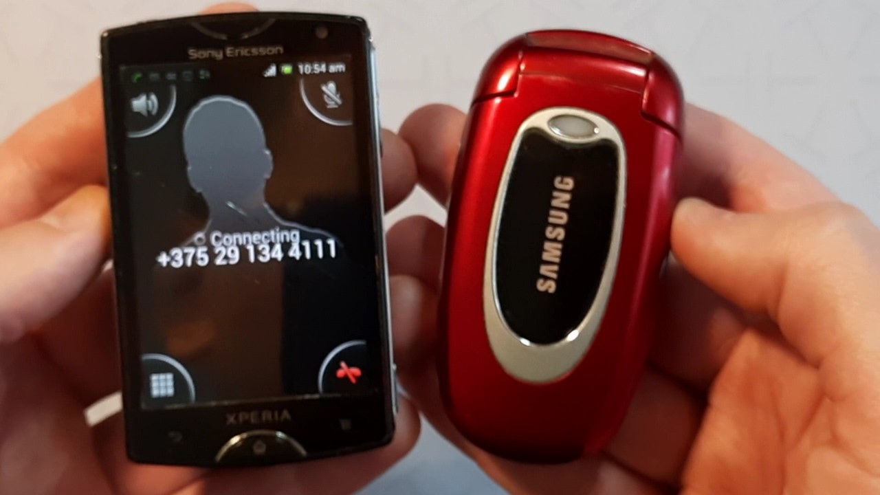 Two working legends - Sony Ericsson Xperia Mini vs Samsung SGH-X480
