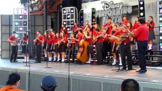 Rondalla Ébechi de Musica Dinamica Instituto "La Yaquesita" En Disney California Adventure, 07/07/14