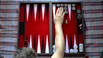 Wer fängt beim Backgammon an?