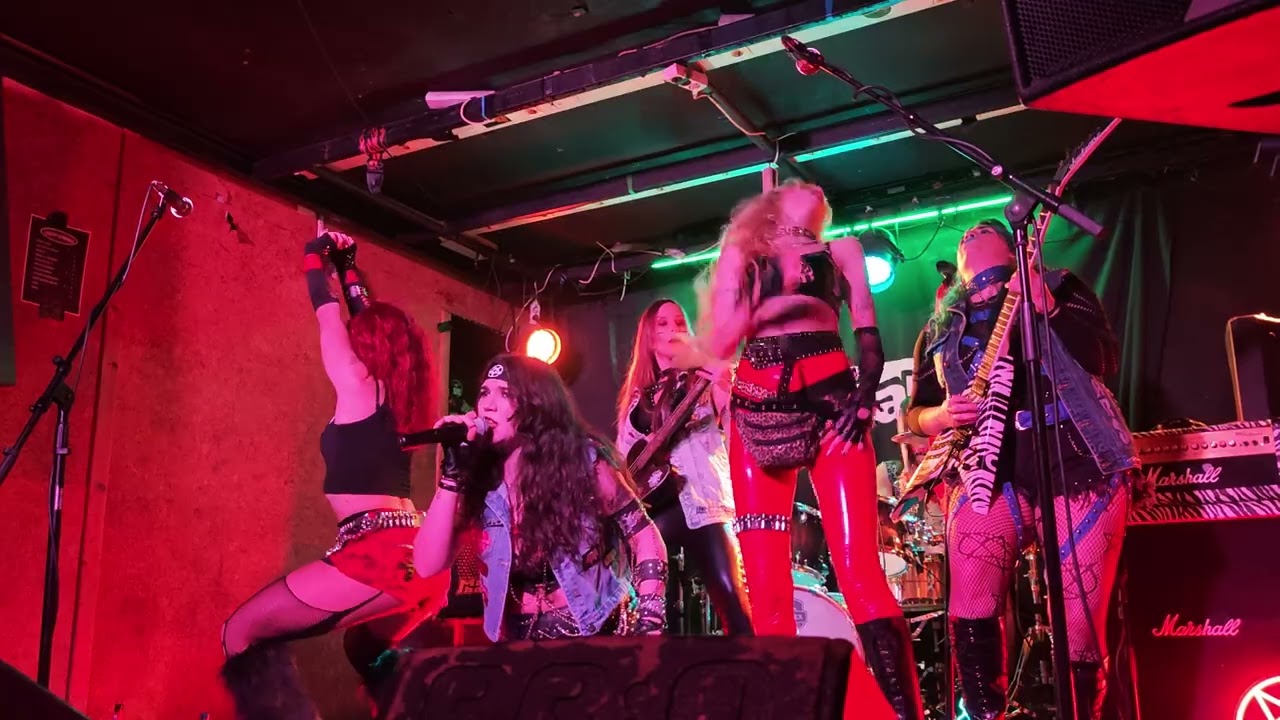 Girls. Motley Queens. Tributo Motley crue. 