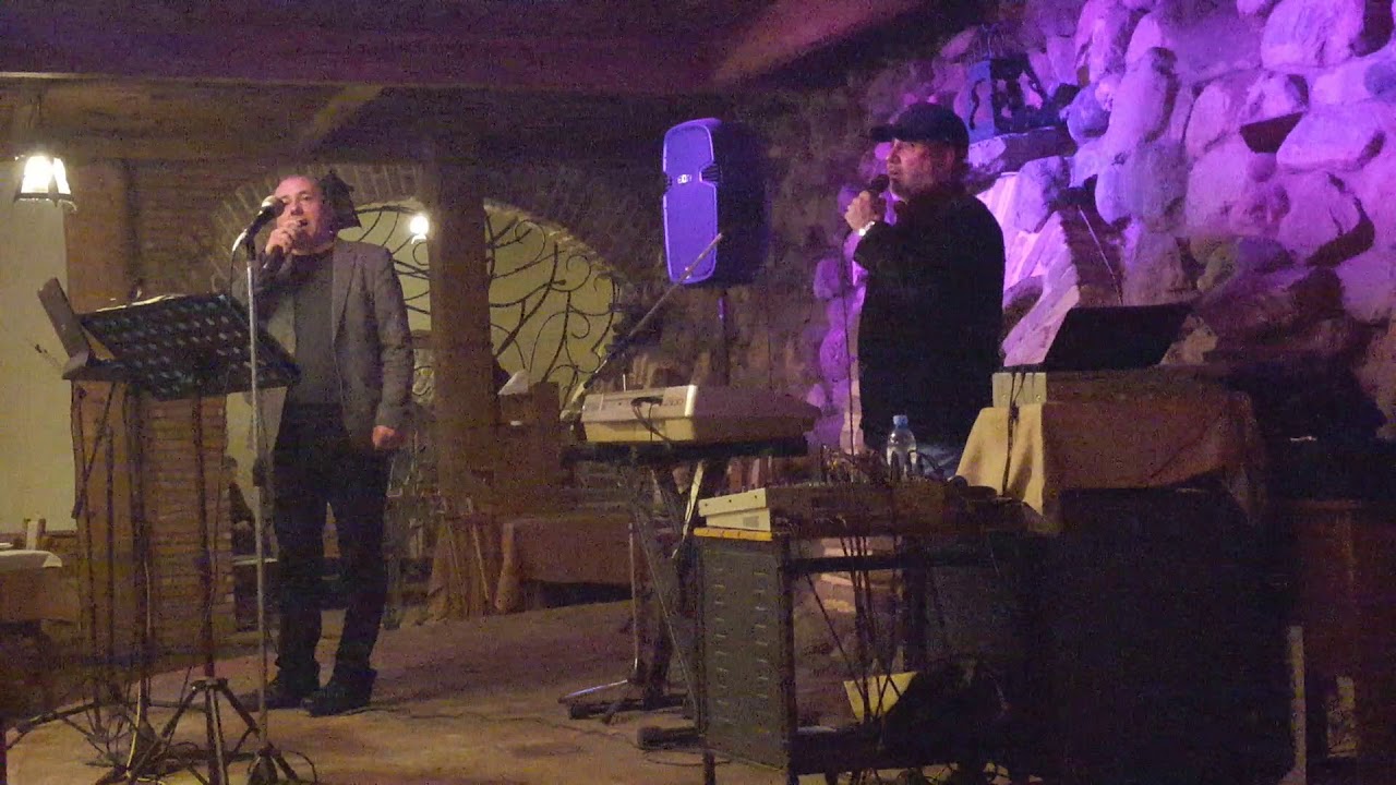 Тбилиси.Tiflis.  Грузия. Georgien Sakartwelo Ресторан. Музыканты