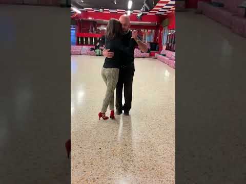 Rappresentazione lezione tango 13/10/22 di Oscar Casas, fatta da me e Fabiola x studio