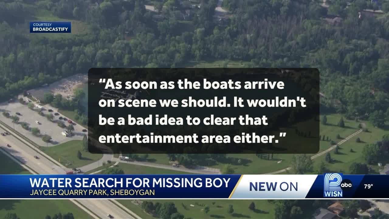 Water Search for Missing Boy - YouTube