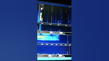 My FT 2000 with build in RTL-SDR usb stick (2)