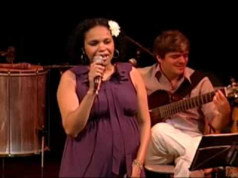 Teresa Cristina | "Me Deixe Em Paz"