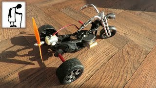 Propeller driven Trike Chopper