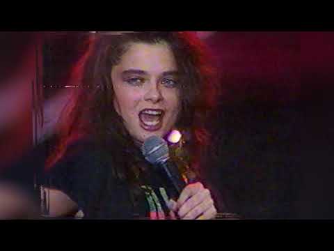 Наташа Королева - Серые глаза (live) Лужники 1991 г.