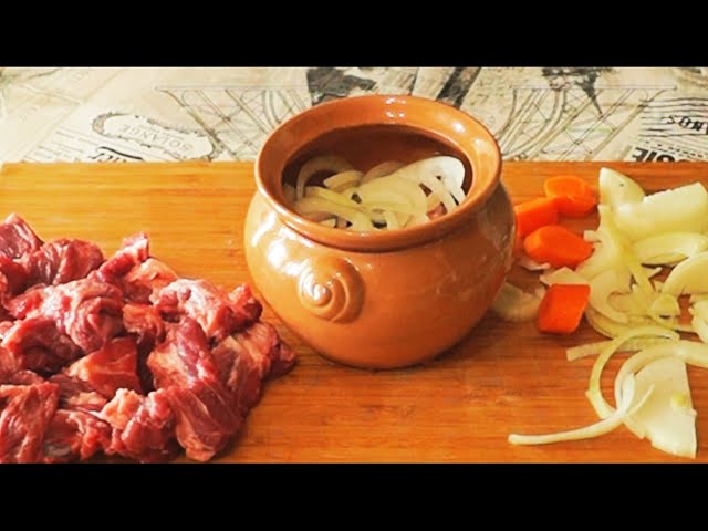 Тушеная картошка с мясом в кастрюле