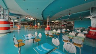 Opuštěné nákupní centrum, kde pár obchodů stále žije – Neuvěřitelná atmosféra!