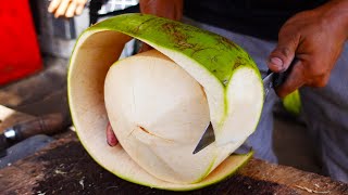 So Satisfying! Coconut Cutting Skill- Happy Yummy
