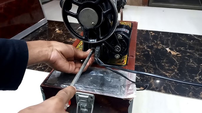 How to Change the Internal Motor Belt on a Vintage Singer Sewing Machine 