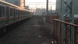 川崎駅　東海道線e231系発車