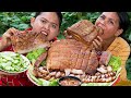 Cooking Crispy Pork Belly Recipe for Eating with Tamarind Sauce Fried Rice Powder - Donation Foods