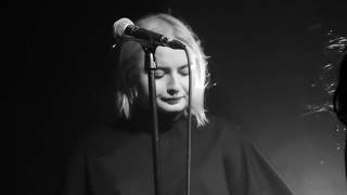 Låpsley - Cliff (HD Live at Cinetol, Amsterdam, 28 January 2020)