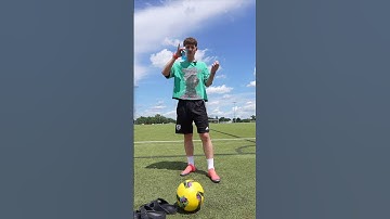 Learning the Toe Bounce Around The World for day 12 of the Football Freestyle side quest