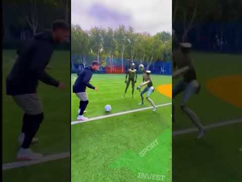 Next Level Training: Football Meets the Future with Robots on the Pitch #sportinvest #footballart