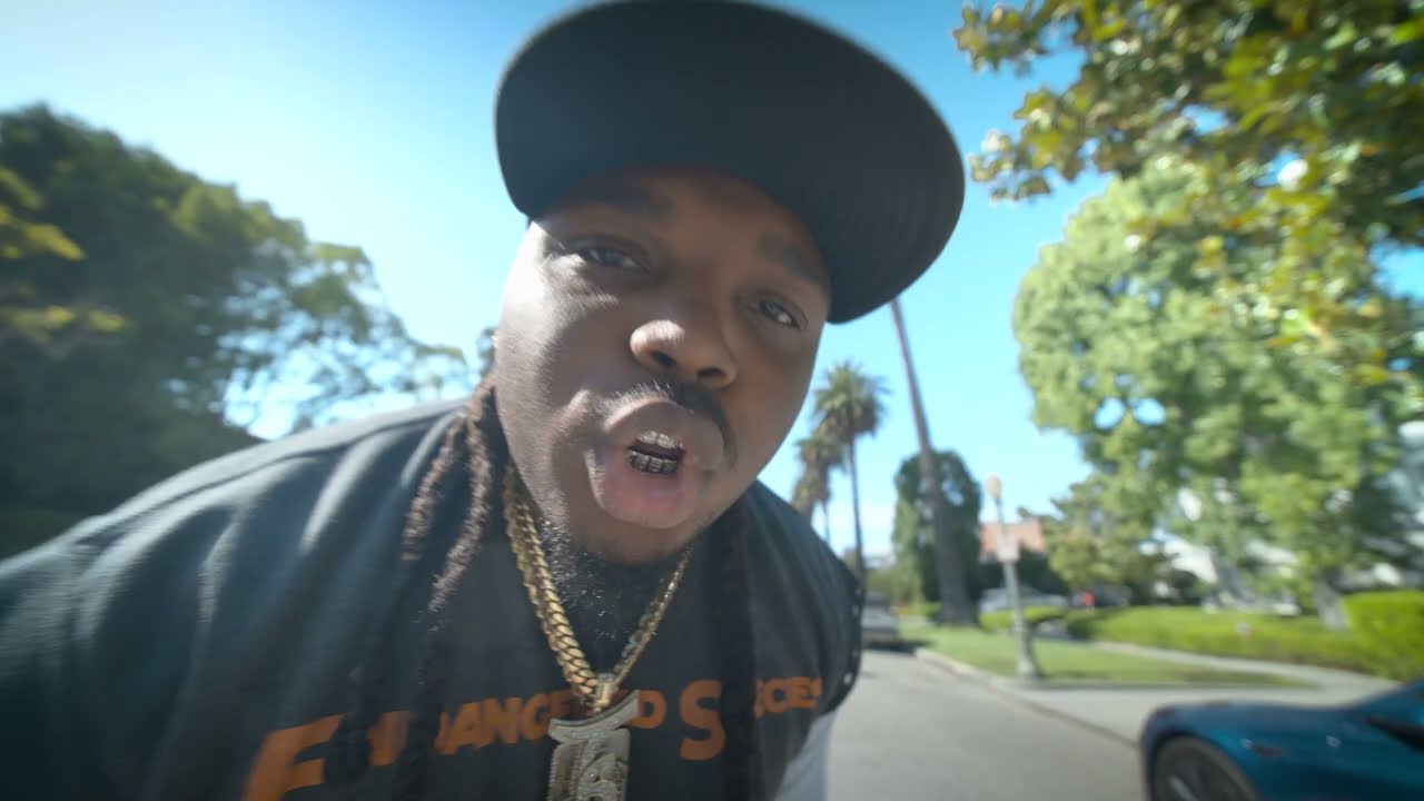 Watch Dsteez - Anomaly (Official Music Video)Dir:Al1enPromotions (SS Vfx) on YouTube Watch Dsteez - Anomaly (Official Music Video)Dir:Al1enPromotions (SS Vfx) on YouTube