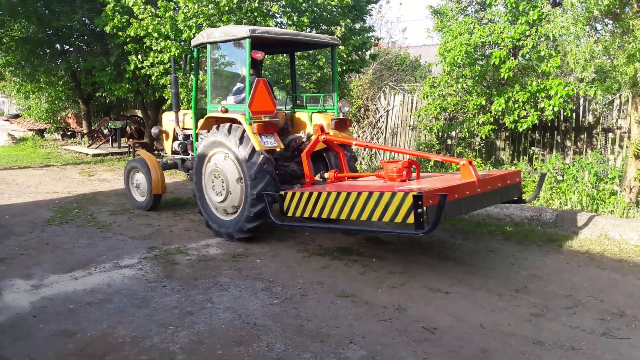 Kosiarka z ciągnikiem c-330