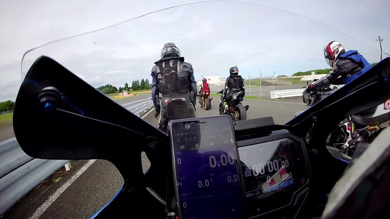 ZX-4R 2026年4月25日 HSR九州 スポーツ走行S2枠 9：30～ - YouTube