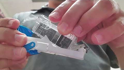 Changing Staples on Konica Minolta copiers