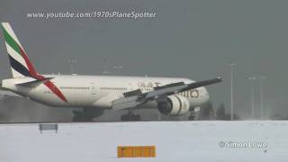 Emirates B773. Snow. Man. 100110. A6-Ebs.