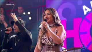 Simone Mendes surpreende com 