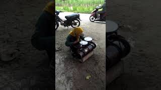 Download lagu Ngamen tragedi tali kutang Ngamen tragedi tali kutang