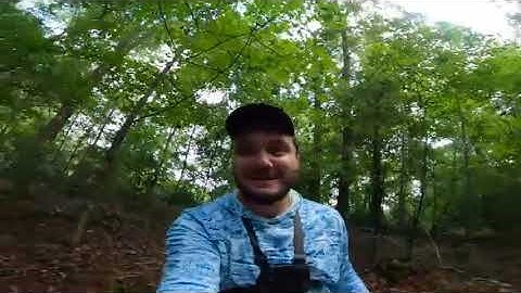 Walmart   1v1v1   Build   Your Own Stealth Shelter! hiding from game warden