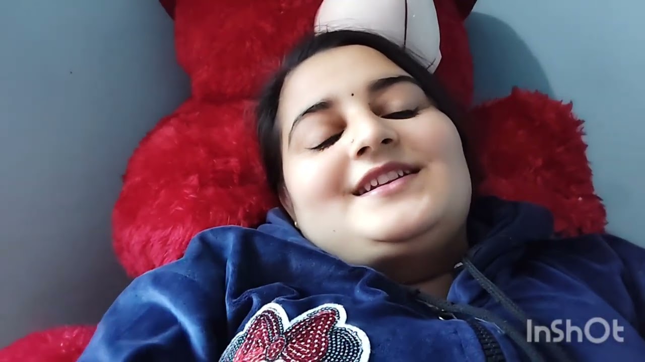 Aaj ma ghar ma hu🙂