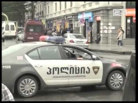 ნაციონალური მოძრაობა ქუჩებში საცობების განტვირთვას ითხოვს