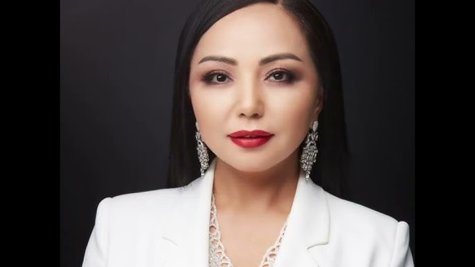 Есік пен бөксенің порно видеосы