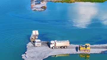 EP1418, Incredible Bulldozer SHANTUI Push Rock And Sand In lake with SHACMAN Transporting Rock