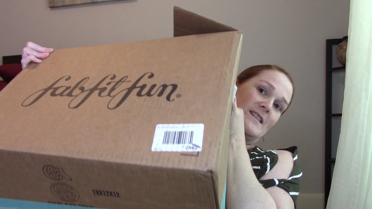 FabFitFun Spring Edit sale unboxing & mystery bundle.. can't believe it was shipped already