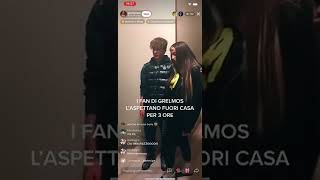 I Fan Di Grelmos Laspettano Fuori Casa Per 3 Ore ...