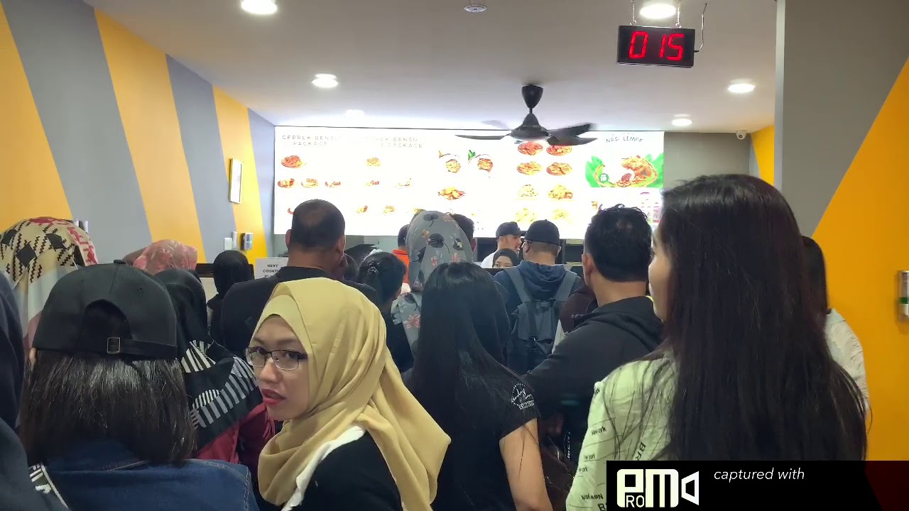 Geprek Bensu diMalaysia ramai banget guys👍 - YouTube
